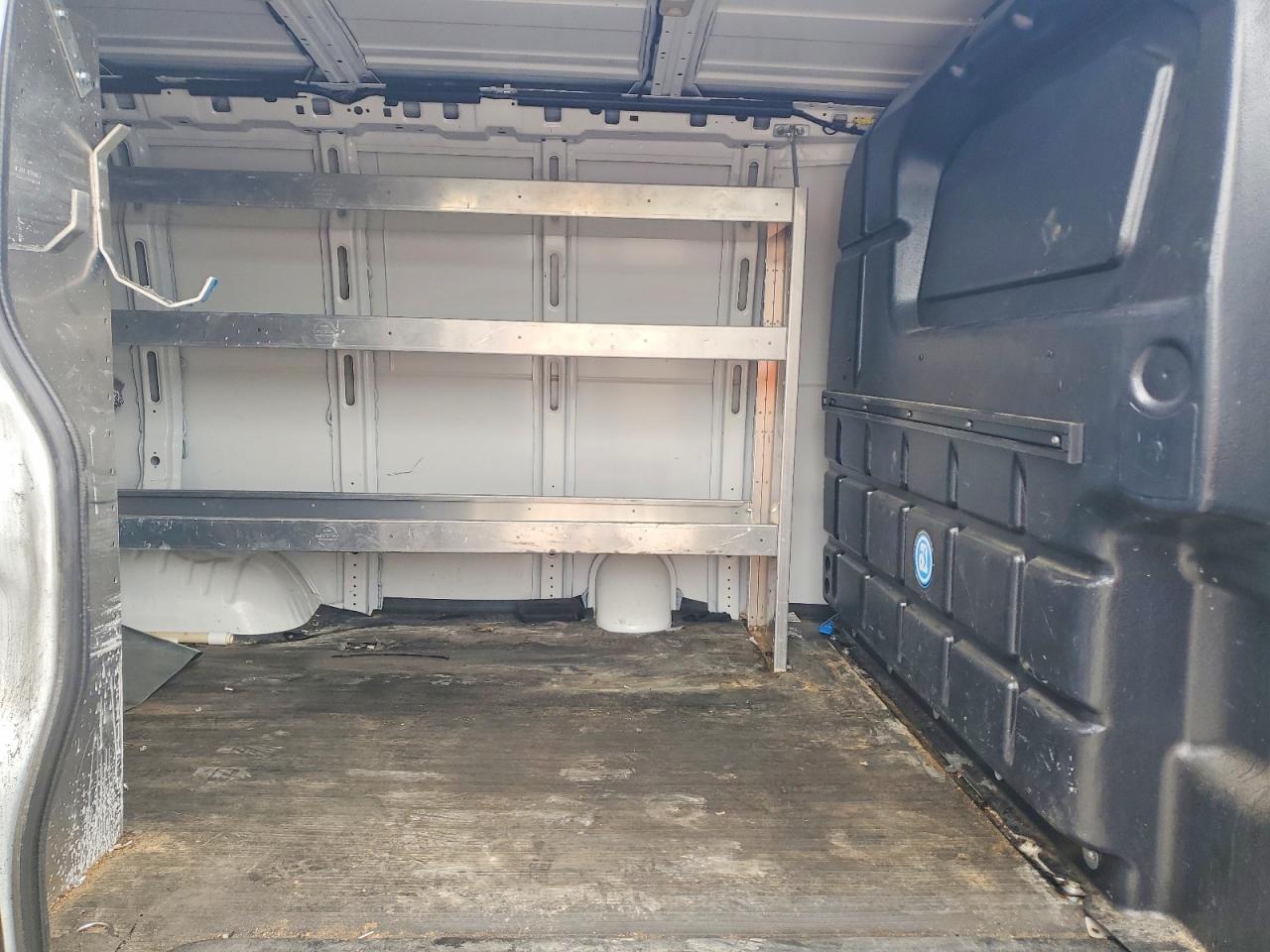 2023 Chevrolet Express VIN 1GCWGAFP9P1253127 photo 11