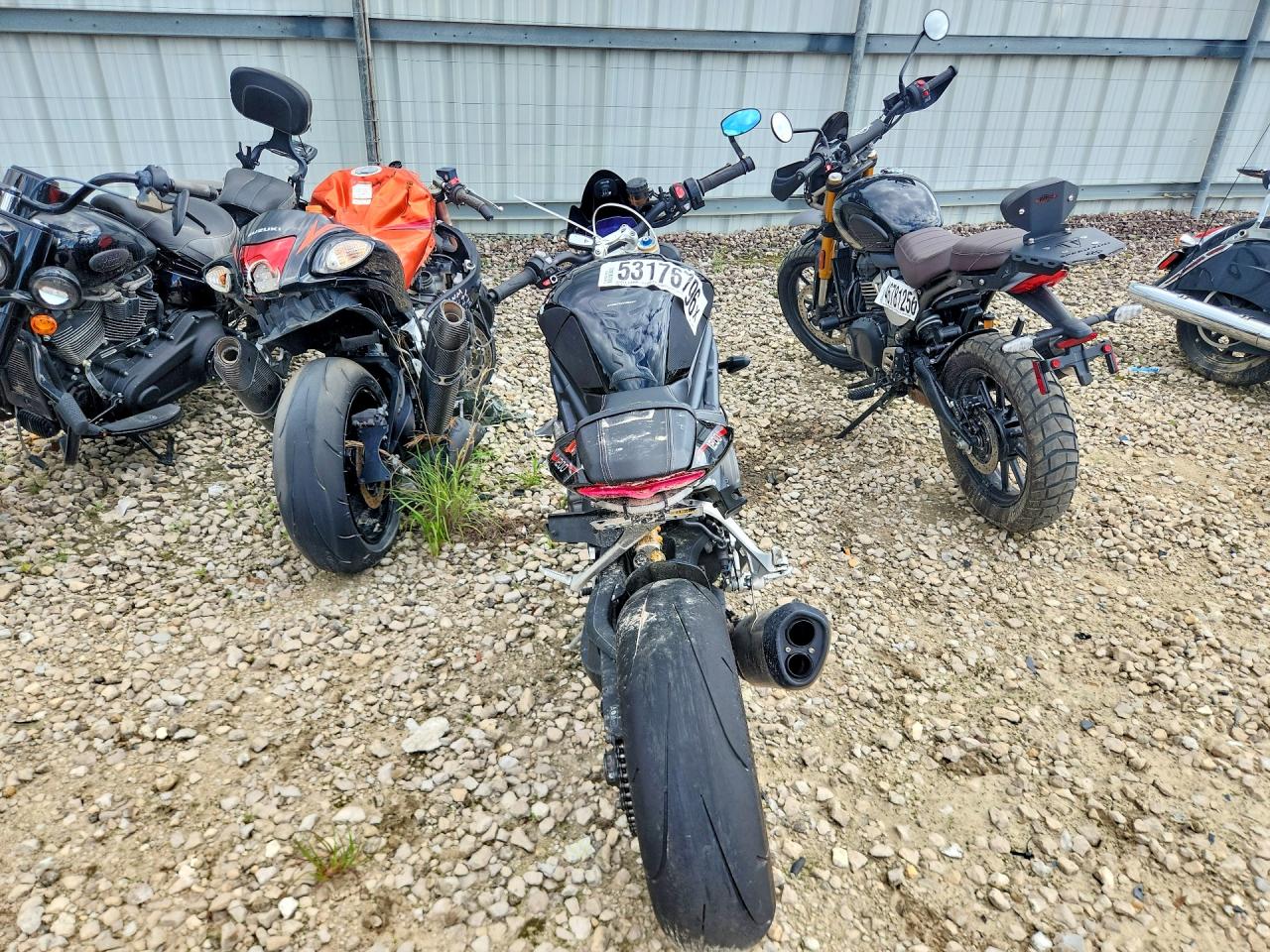 2022 TRIUMPH Speedtripl VIN SMTP01ST0NTAZ5309 photo 4