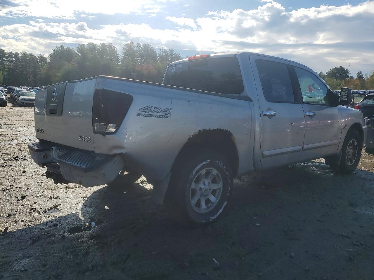 2004 Nissan TITAN VIN 1N6AA07B14N518990 photo 3