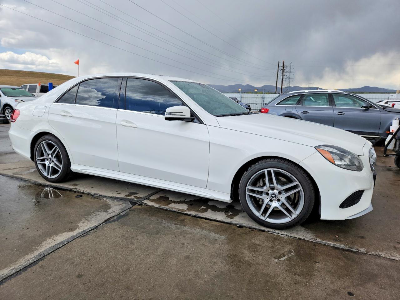 2014 Mercedes-Benz E-class VIN WDDHF8JB2EB012829 photo 4