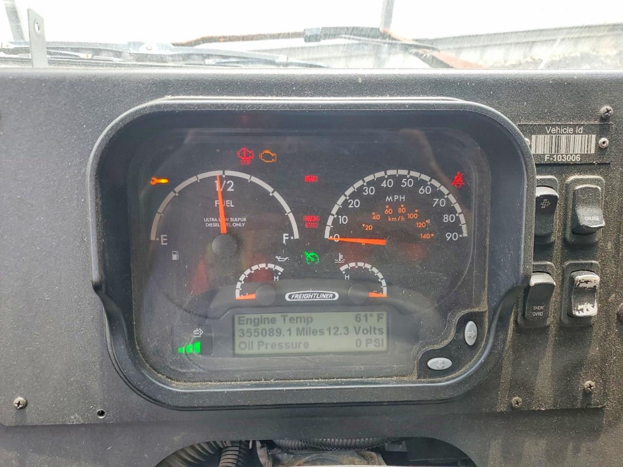 2015 FREIGHTLINER All other VIN 4UZAAPDU5FCGP2715 photo 9
