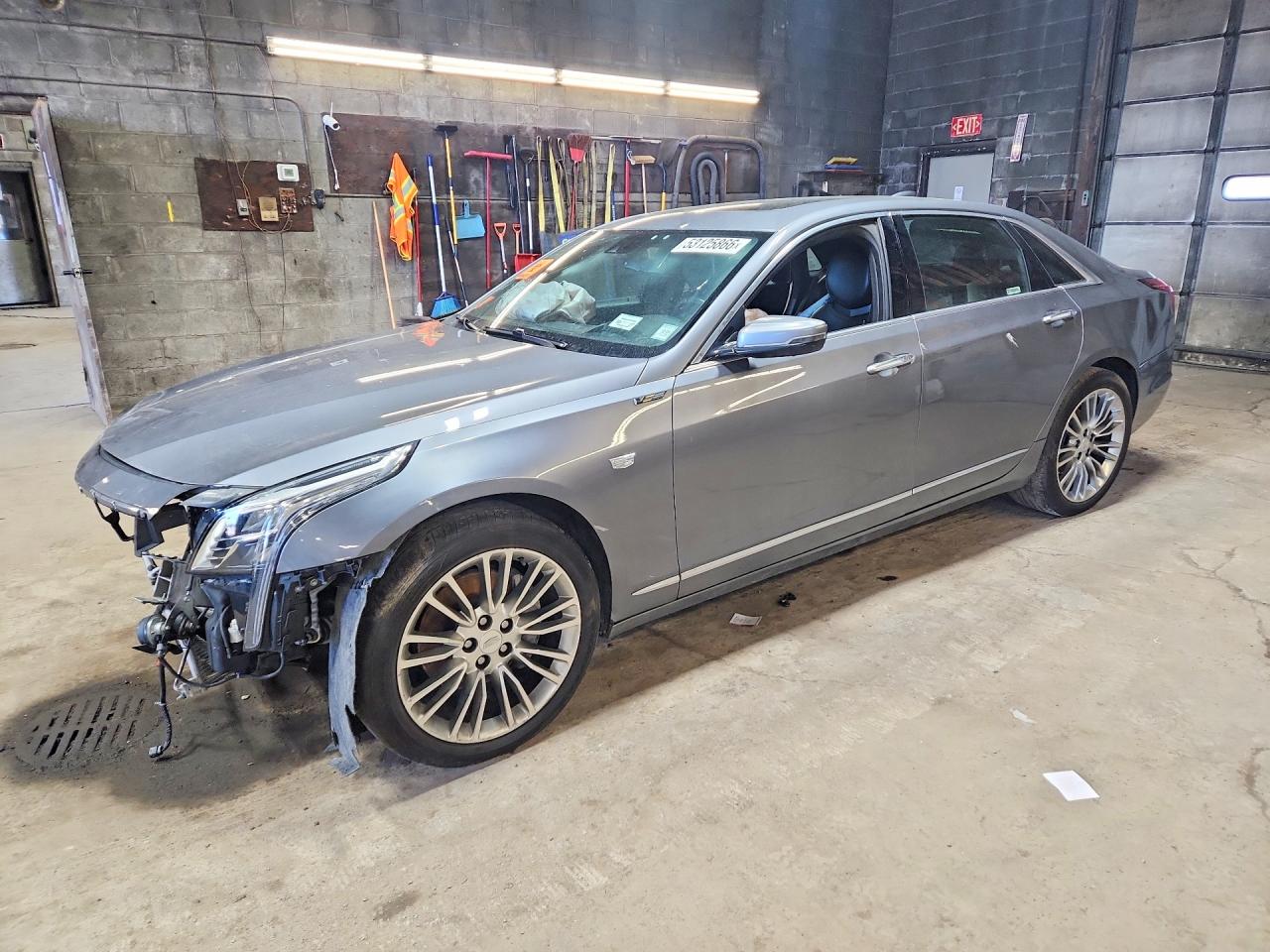 2018 Cadillac Ct6 VIN 1G6KG5RS4JU137767 photo 1