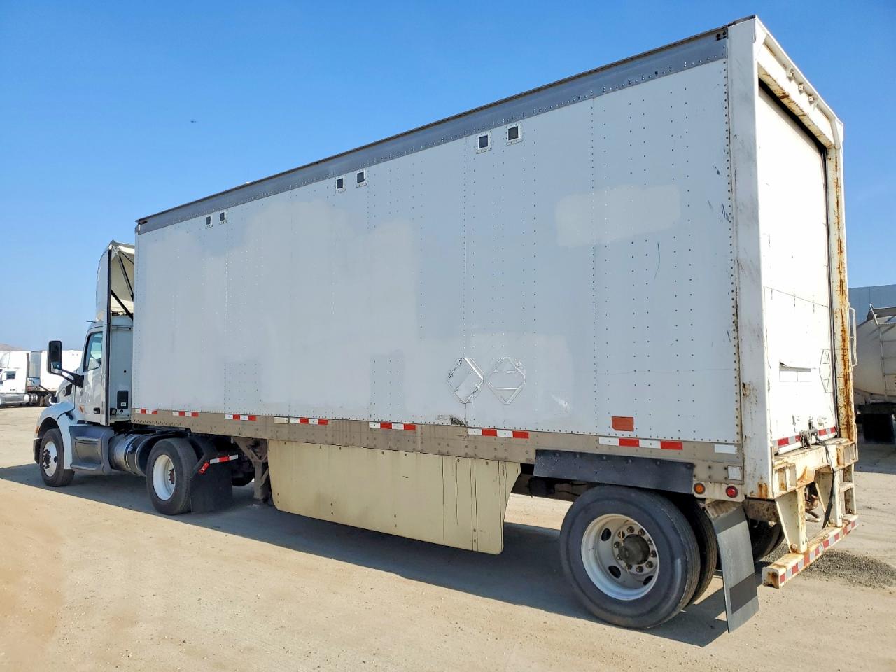 2017 PETERBILT All other VIN 1XPBA48X1HD428614 photo 3