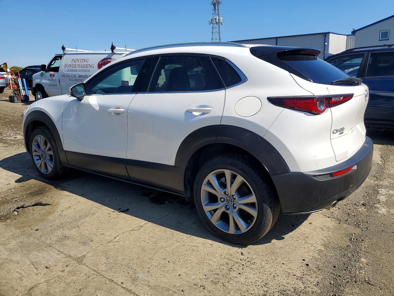 2023 Mazda Cx30 VIN 3MVDMBDM4PM537622 photo 2