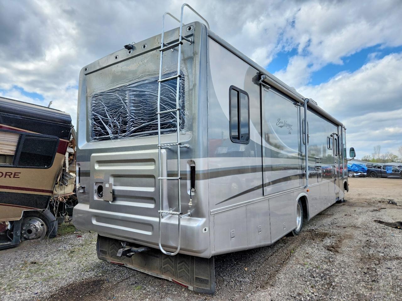 2003 GULF All other VIN 5B4MP67G833366557 photo 4
