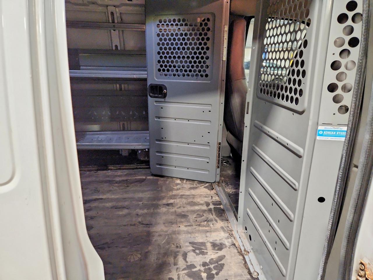 2020 CHEV Express VIN 1GCWGAFP9L1179699 photo 11