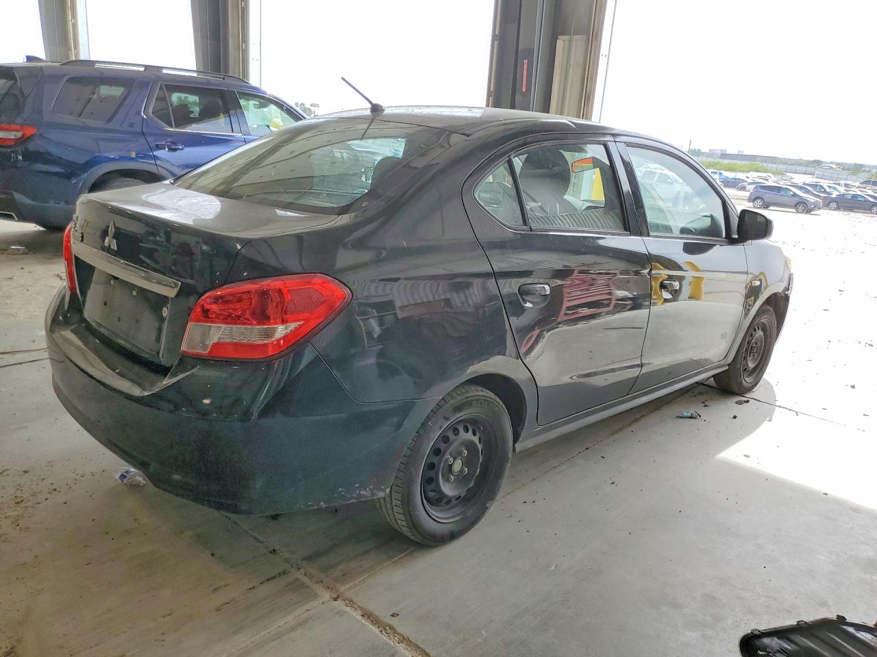 2020 Mitsubishi Mirage VIN ML32F3FJ5LHF02247 photo 3