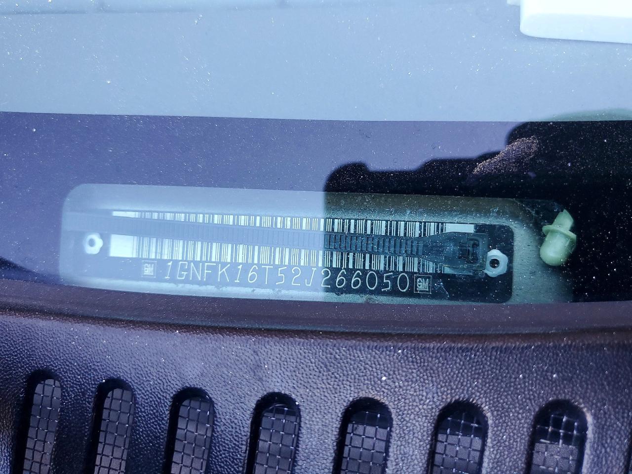 2002 CHEVROLET Suburban VIN 1GNFK16T52J266050 photo 12