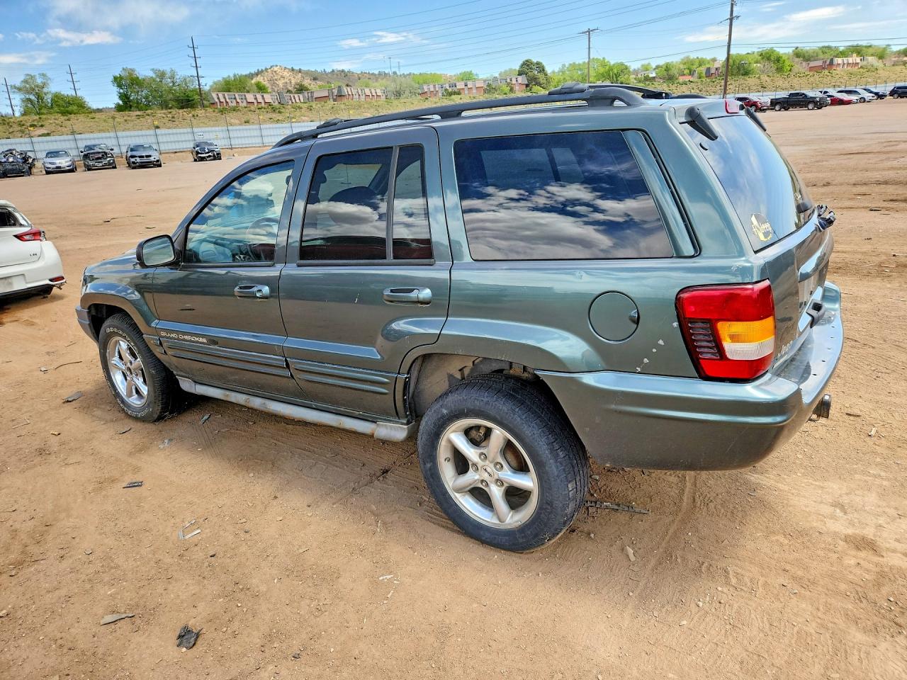 2002 JEEP Cherokee VIN 1J8GW68J12C206709 photo 2