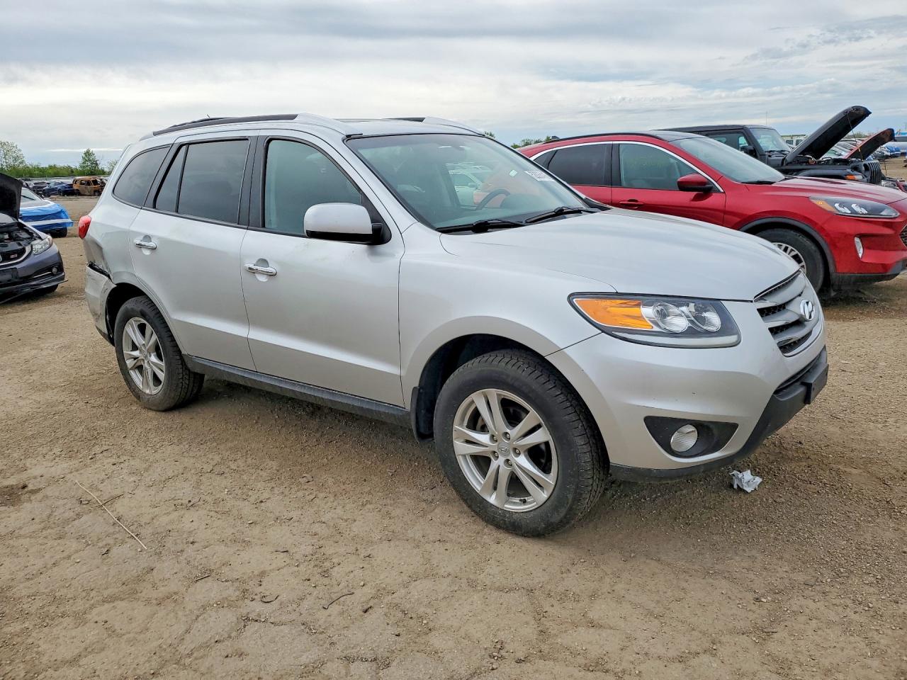 2012 Hyundai Santa fe VIN 5XYZKDAG9CG159683 photo 4
