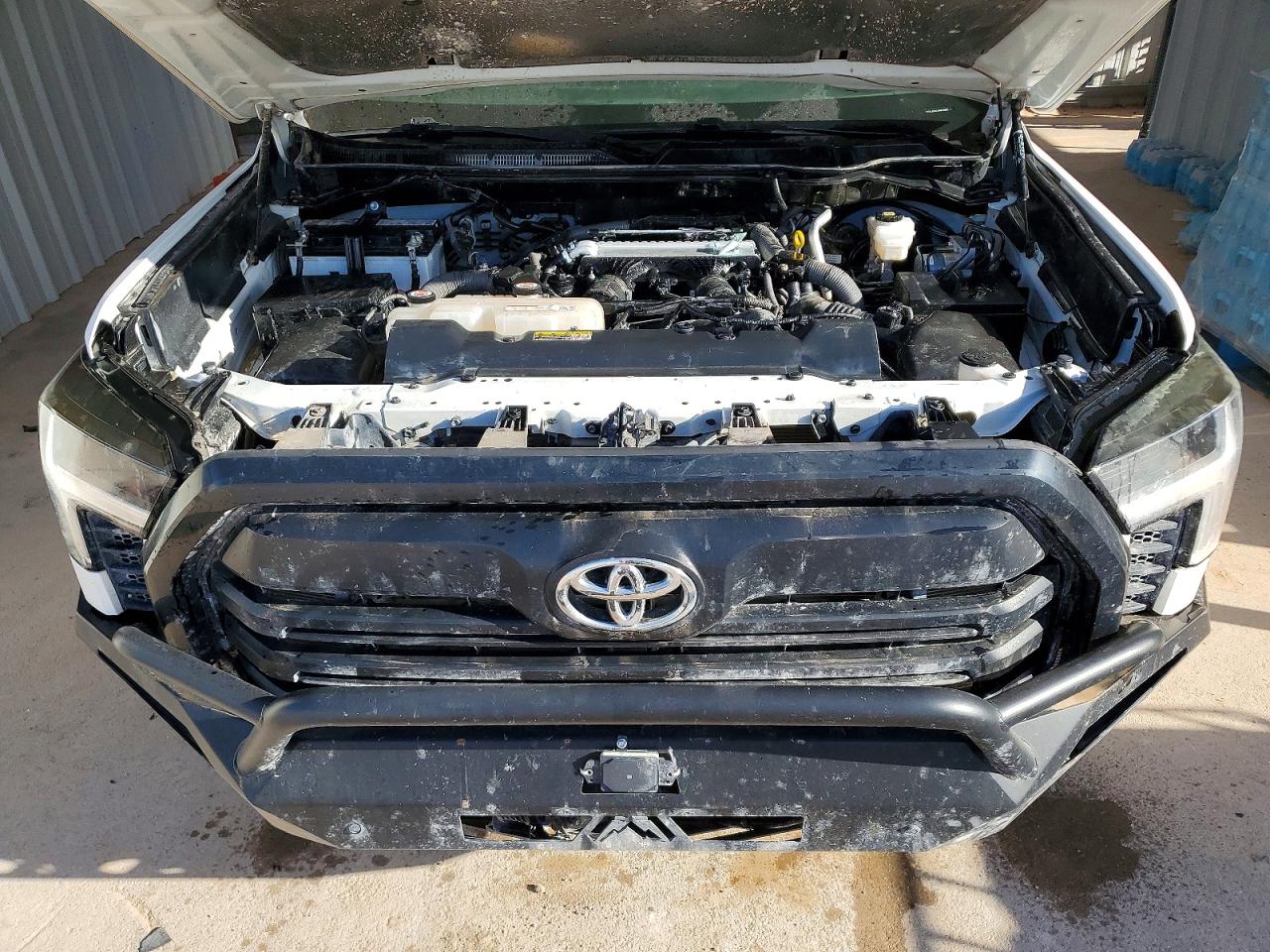 2022 Toyota Tundra VIN 5TFLA5DA1NX049393 photo 11
