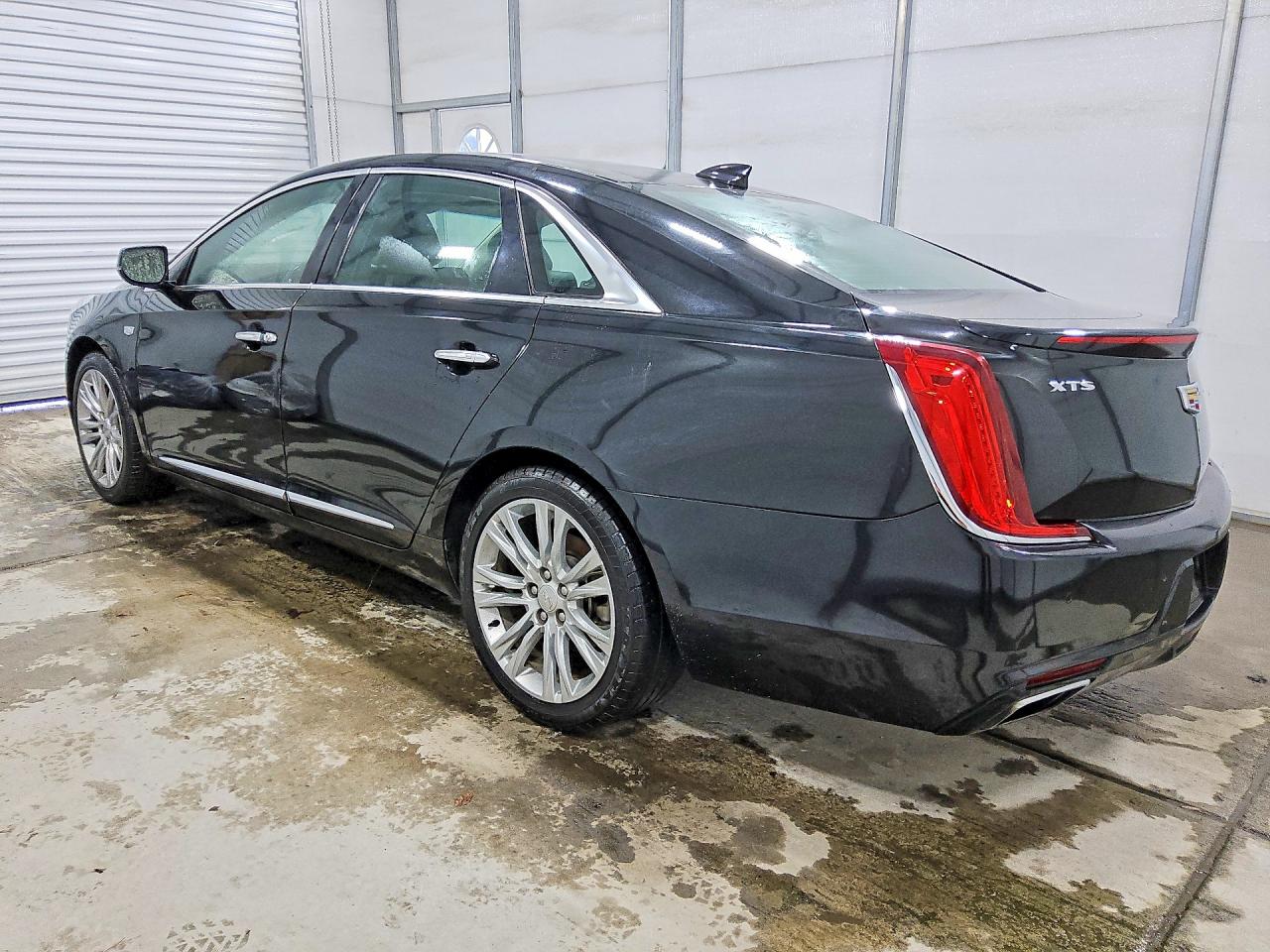 2019 Cadillac Xts VIN 2G61M5S30K9117943 photo 2