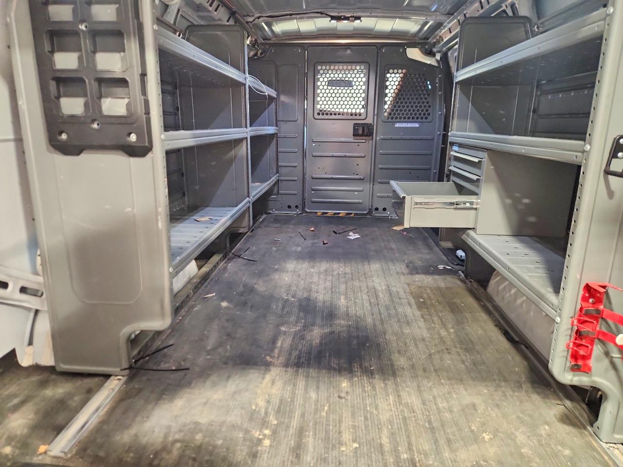 2020 CHEV Express VIN 1GCWGAFG5L1162057 photo 10