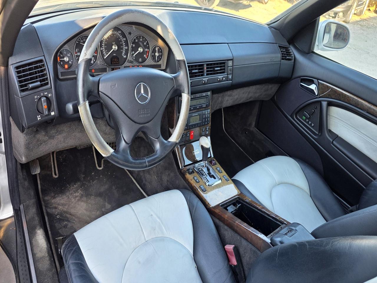 2002 Mercedes-Benz Sl-class VIN WDBFA68F42F202213 photo 9