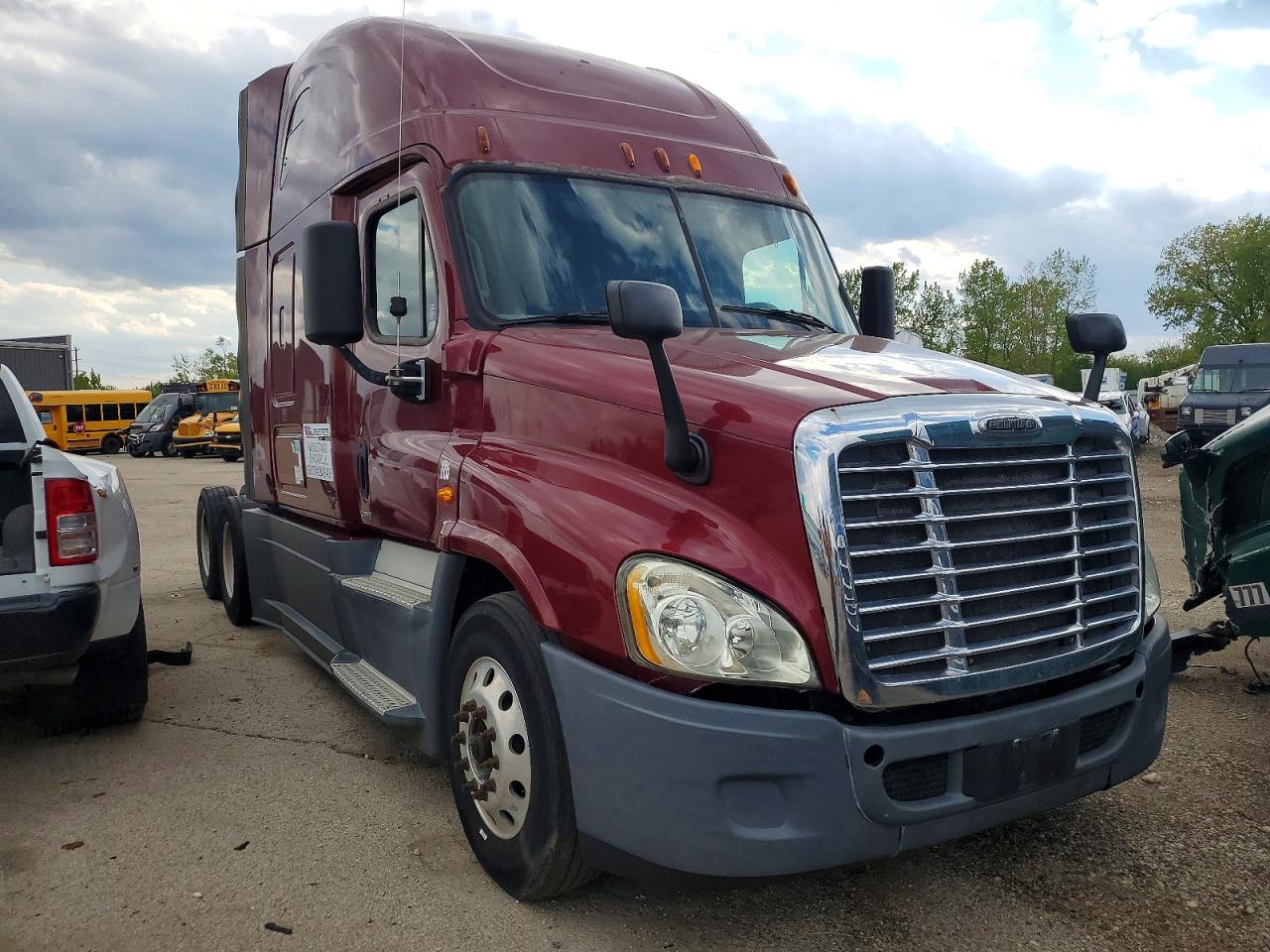 2015 FREIGLINER All other VIN 3AKJGLD5XFSGJ6075 photo 1
