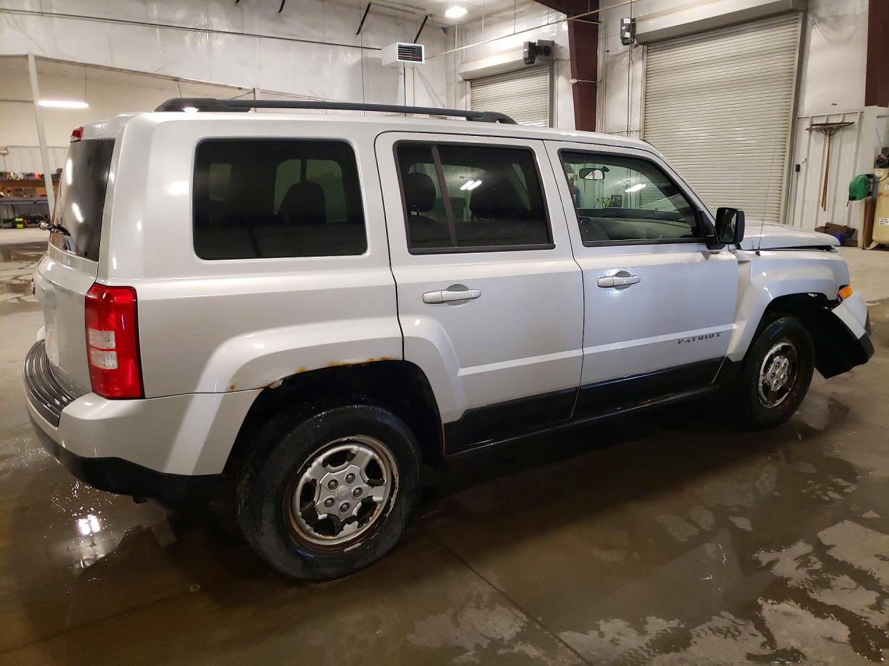2012 Jeep Patriot VIN 1C4NJRBB6CD686922 photo 3