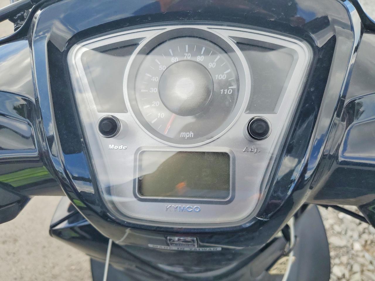 2014 KYMCO Scooter VIN RFBBFM295EB160559 photo 7