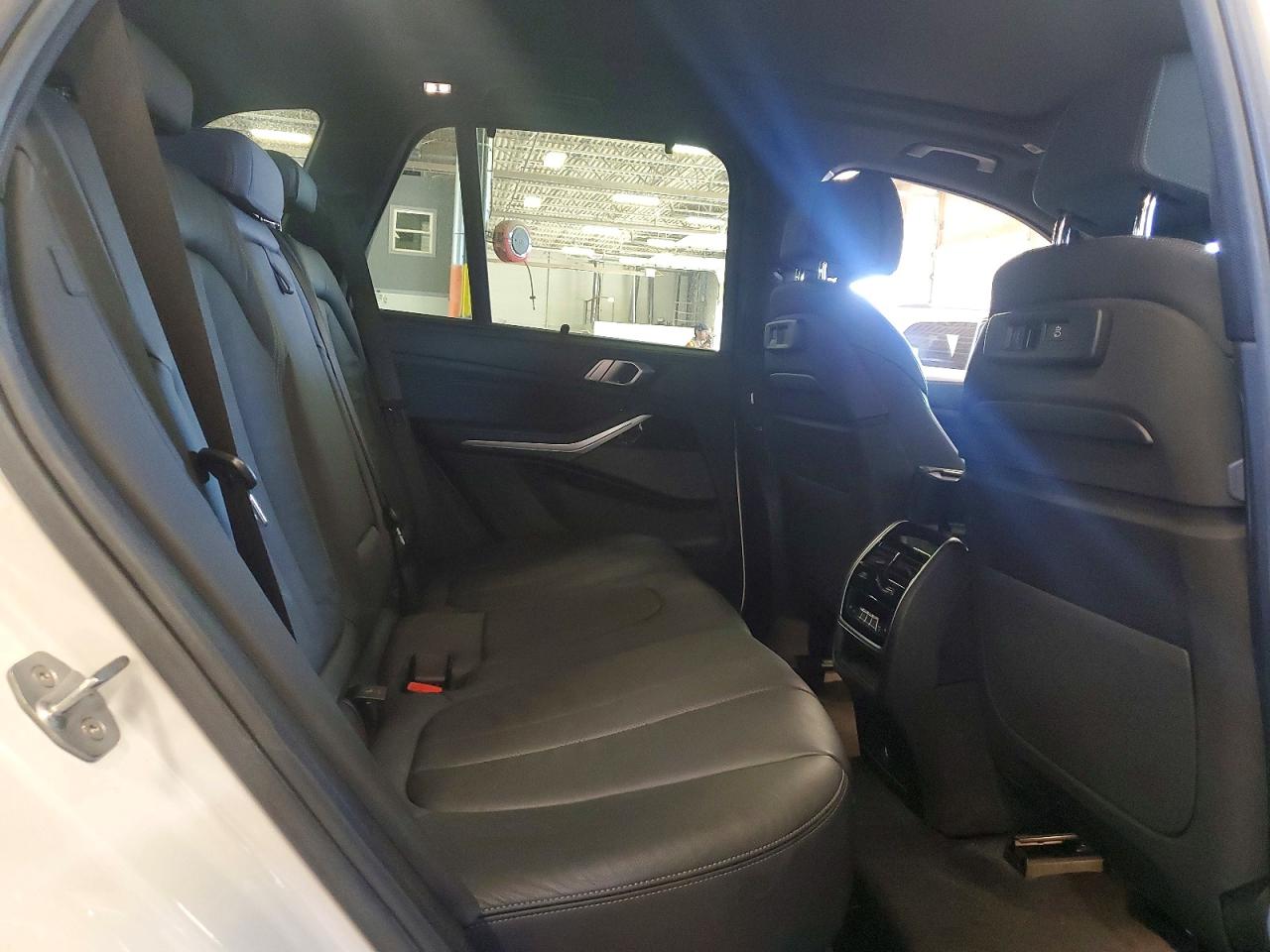 2019 BMW X5 VIN 5UXCR6C53KLL08261 photo 11