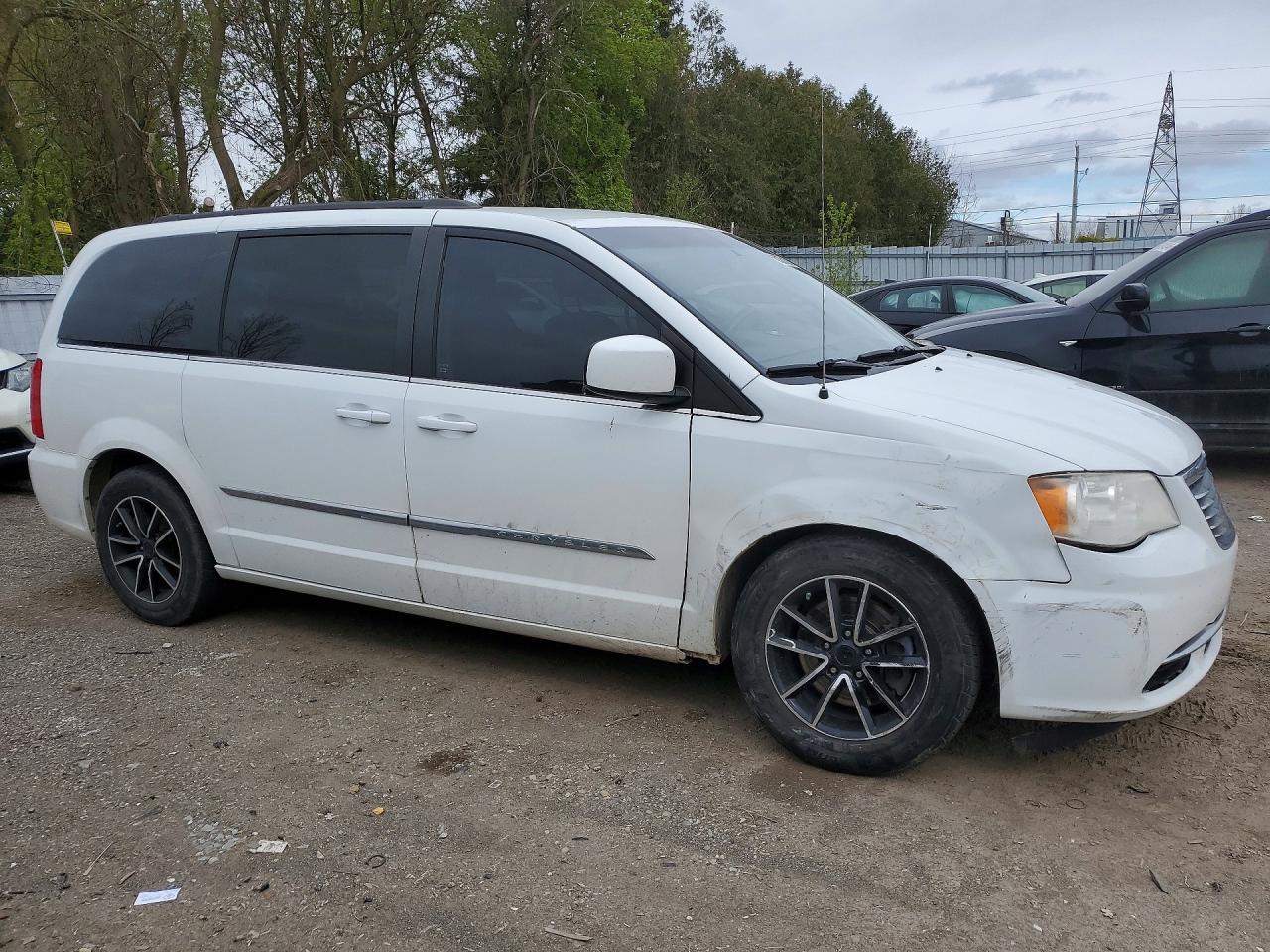 2016 Chrysler Minivan VIN 2C4RC1CG4GR126990 photo 4