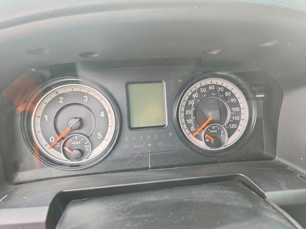 2016 Ram 3500 VIN 3C63R3DL0GG320876 photo 9
