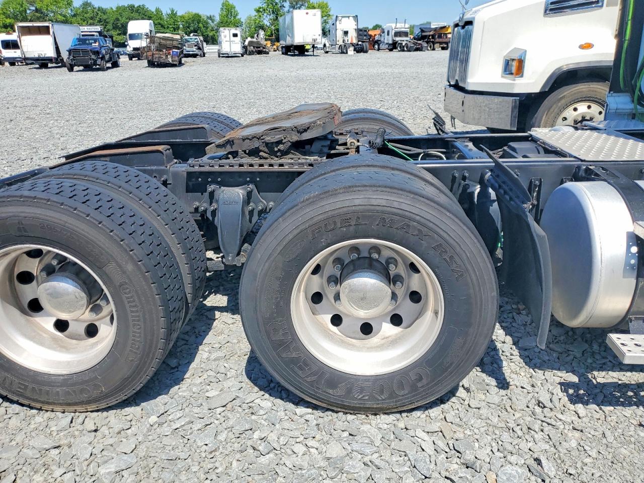 2017 FREIGHTLINER All other VIN 1FUJGEDR6HLHP3261 photo 9