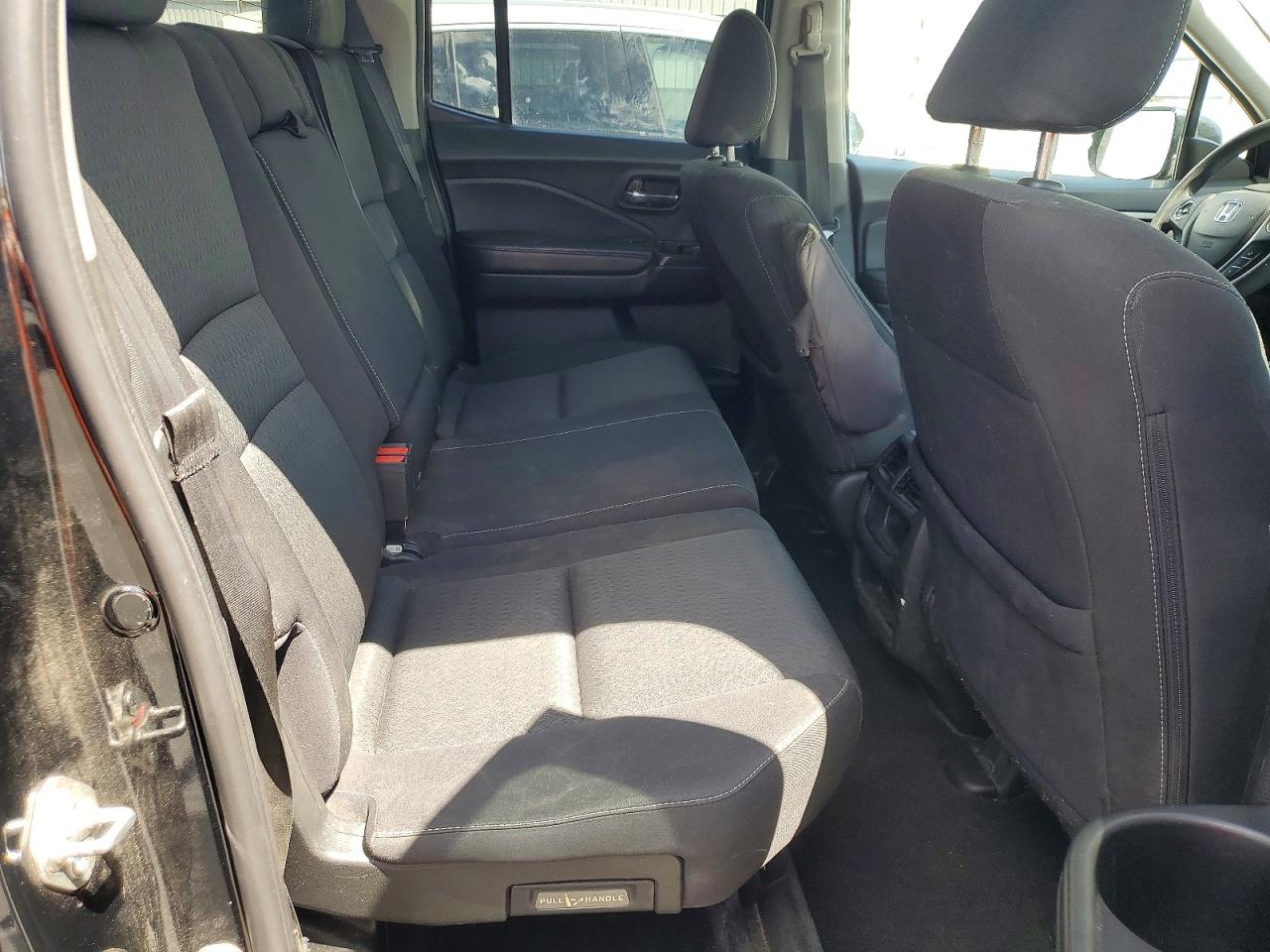 2018 Honda Ridgeline VIN 5FPYK2F1XJB000977 photo 10