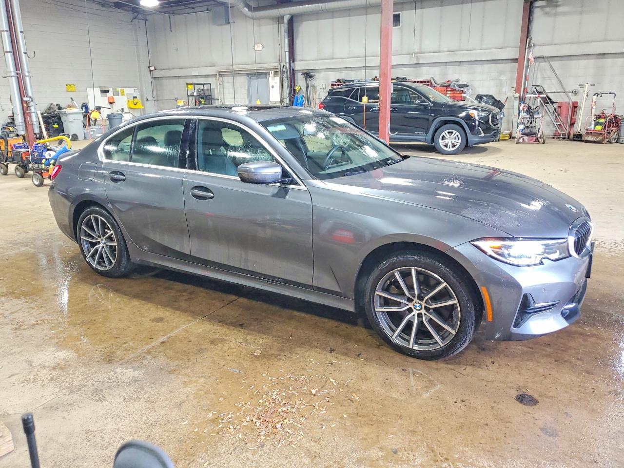 2021 BMW 3 series VIN 3MW5R7J06M8B75252 photo 4