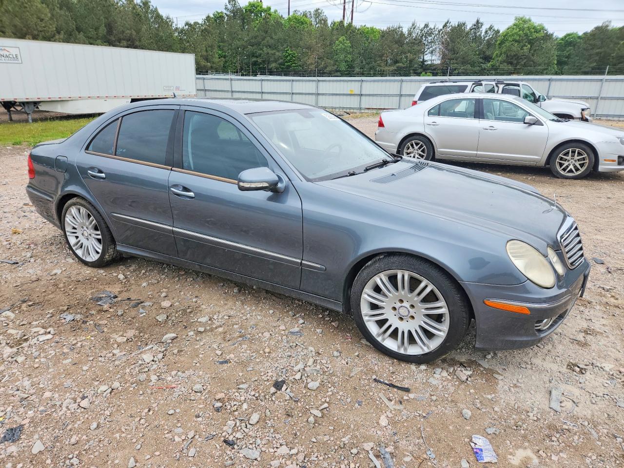 2008 MERZ E-class VIN WDBUF56X68B186420 photo 4