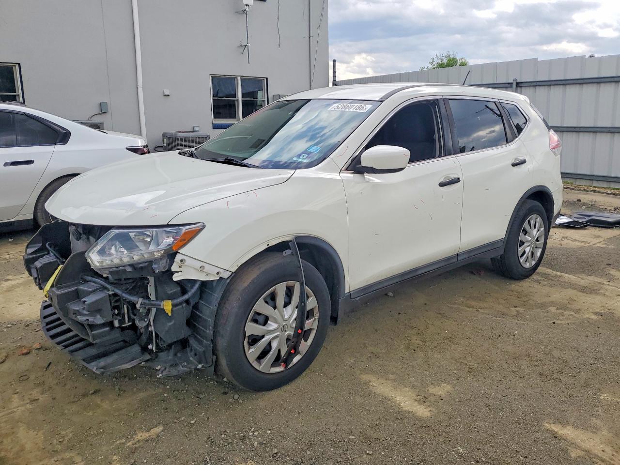 2016 NISS Rogue VIN 5N1AT2MV5GC781874 photo 1