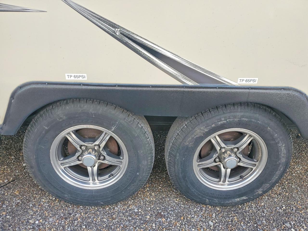 2018 FOREST Microlite VIN 4X4TFL024JD419164 photo 9