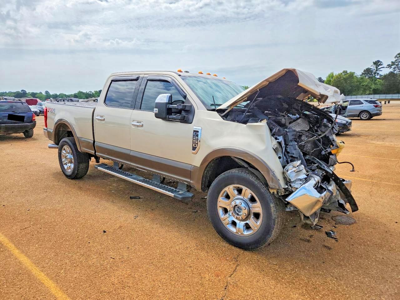 2017 Ford F250 VIN 1FT7W2B61HEE20570 photo 4