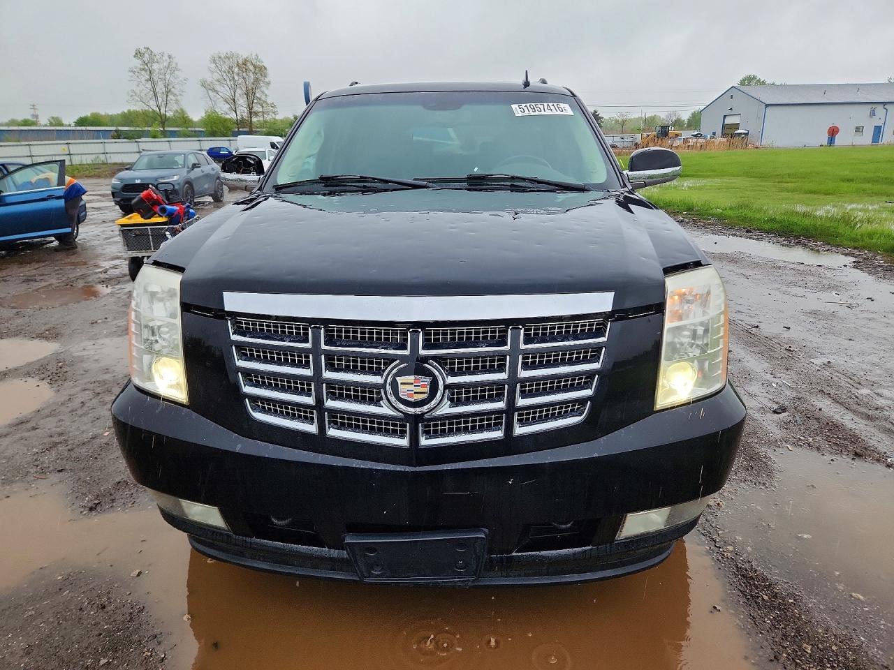 2008 Cadillac Escalade VIN 1GYFK66808R134240 photo 5