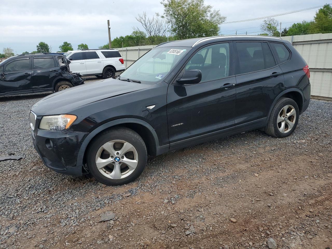 2011 BMW X3 VIN 5UXWX5C59BL707592 photo 1