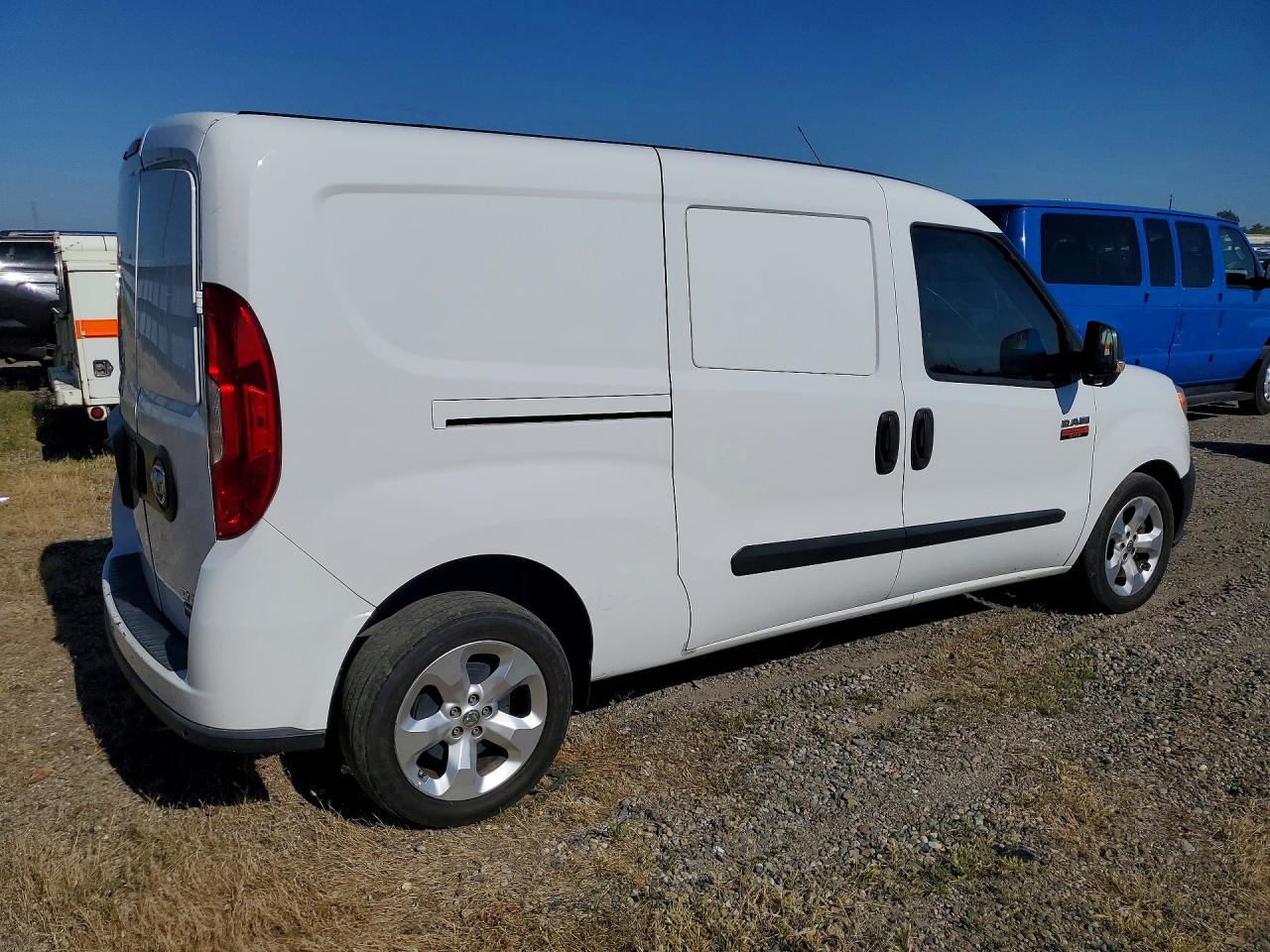 2015 Ram All models VIN ZFBERFBT6F6955299 photo 3