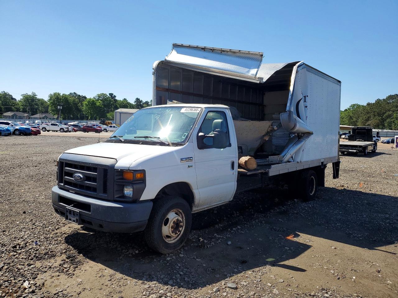 2016 Ford Econoline VIN 1FDWE3FL1GDC21314 photo 1