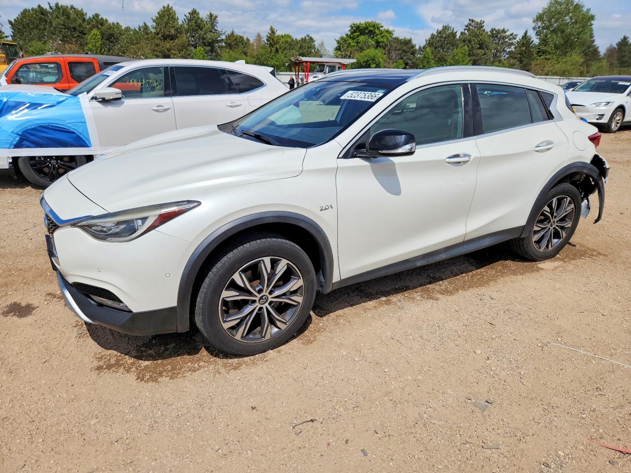 2017 Infiniti Qx30 VIN SJKCH5CR4HA025435 photo 1