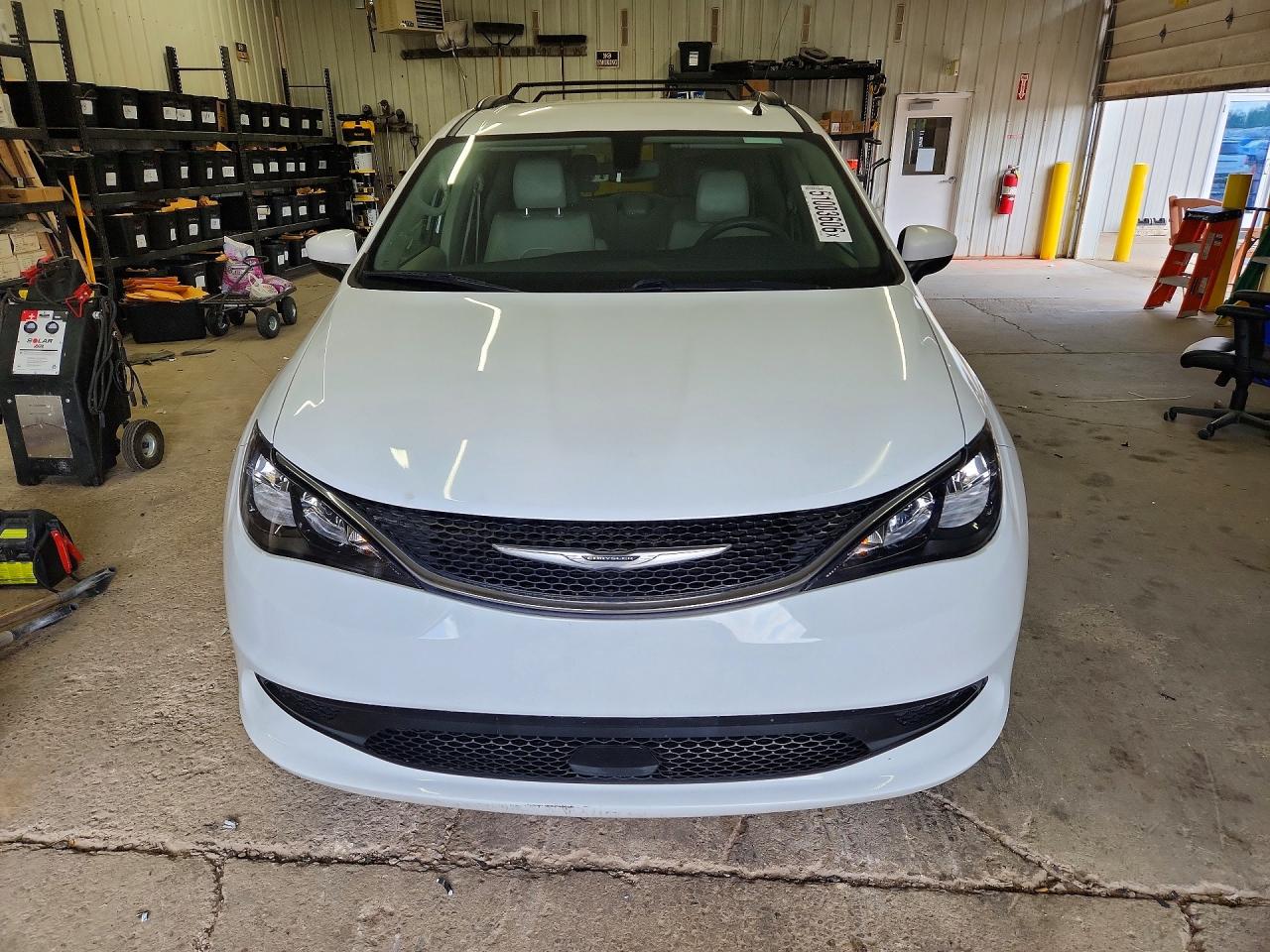 2021 Chrysler Minivan VIN 2C4RC1DG2MR541476 photo 5