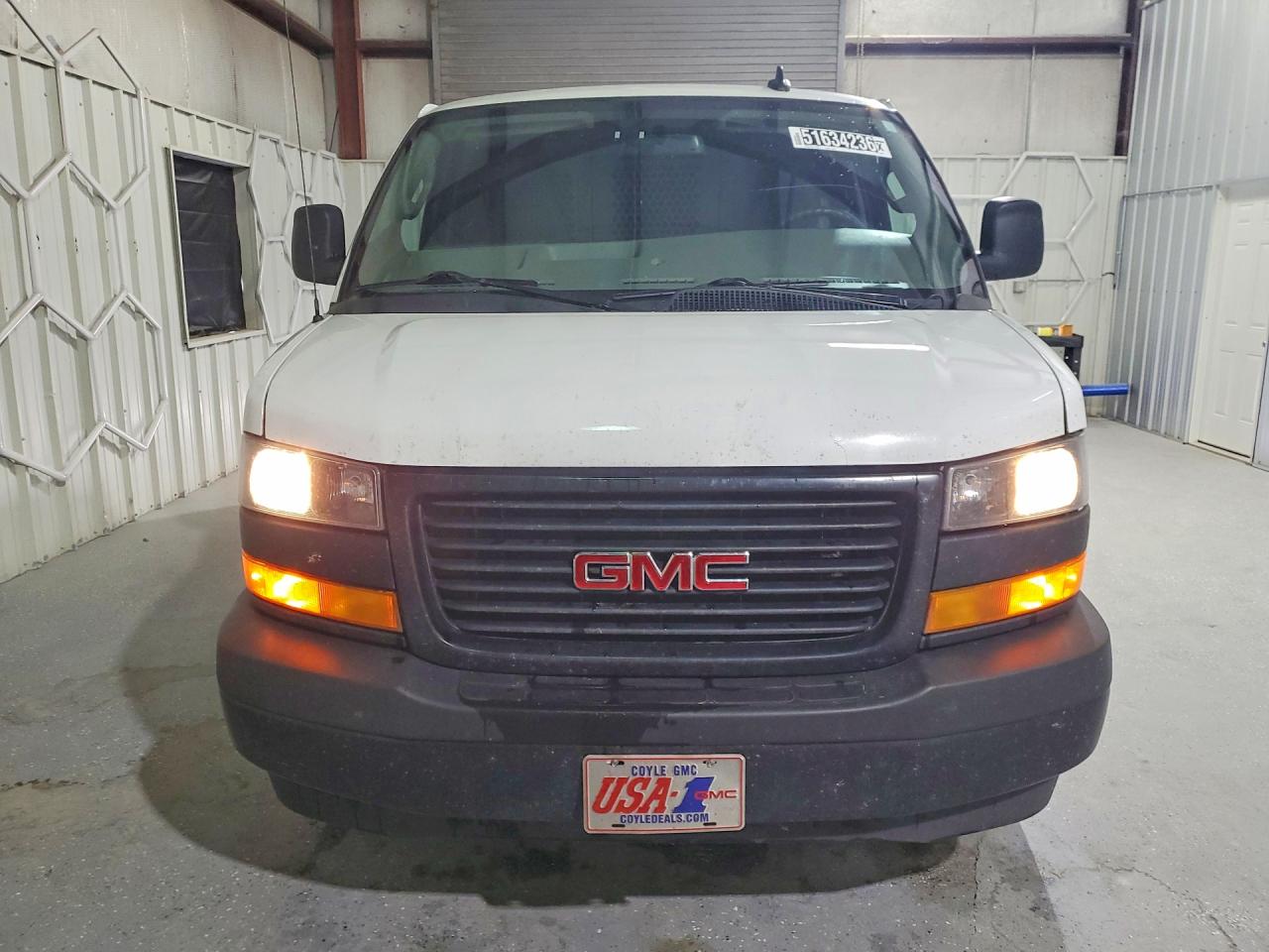 2024 GMC Savana VIN 1GTW7AFP8R1102928 photo 5