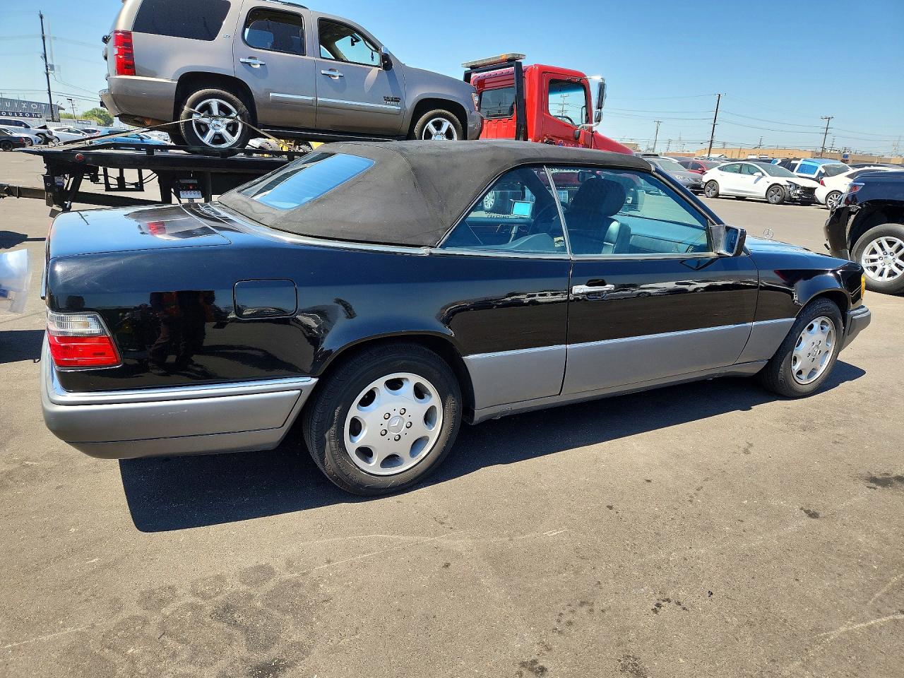 1995 Mercedes-Benz E-class VIN WDBEA66EXSC258051 photo 3