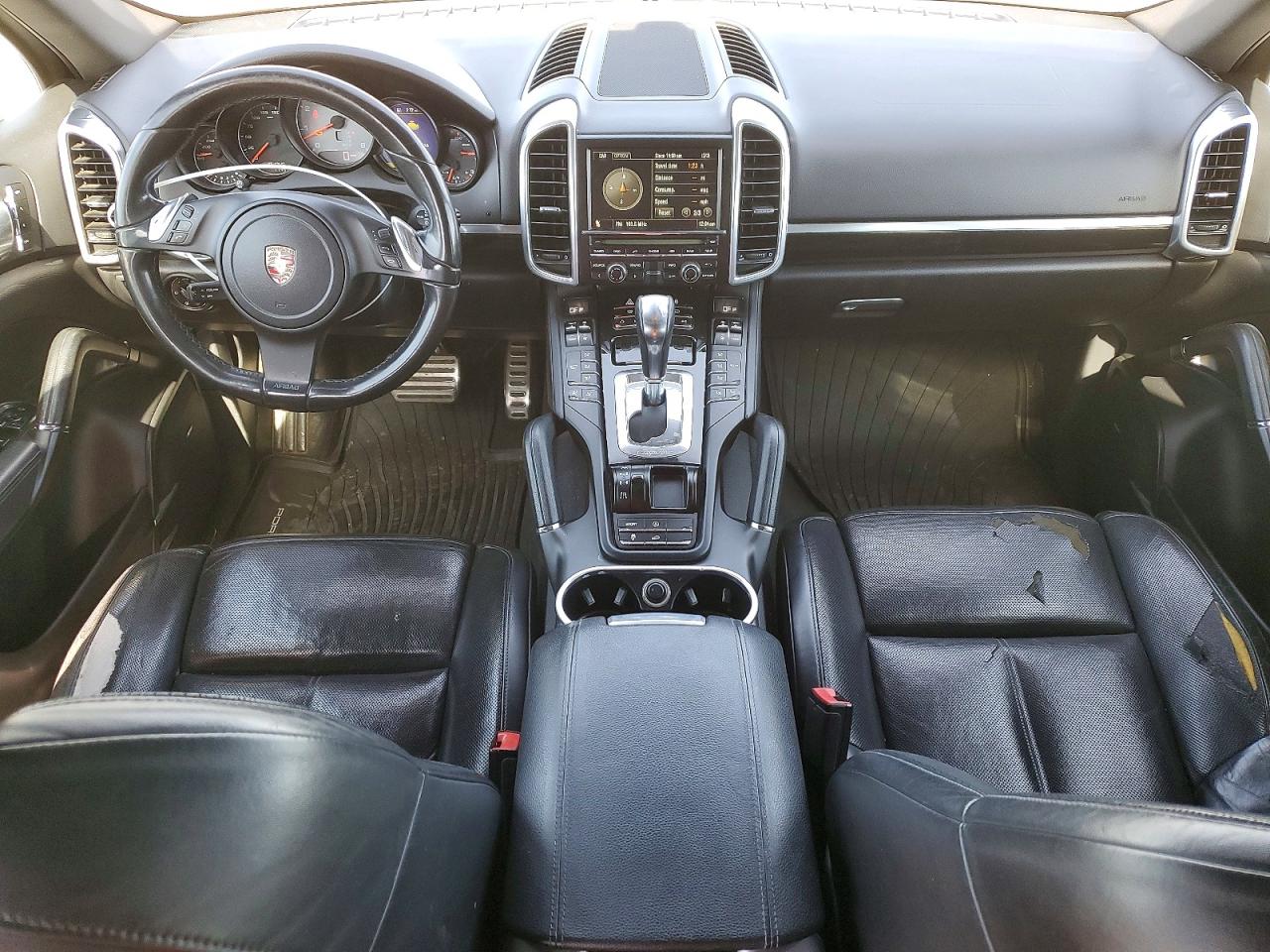 2011 Porsche Cayenne VIN WP1AB2A20BLA42632 photo 8