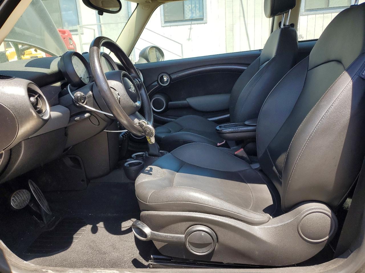 2012 Mini Cooper VIN WMWSV3C52CTY16436 photo 7