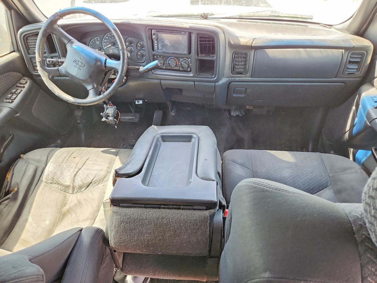2002 Chevrolet Avalanche VIN 3GNEC13T22G104584 photo 8