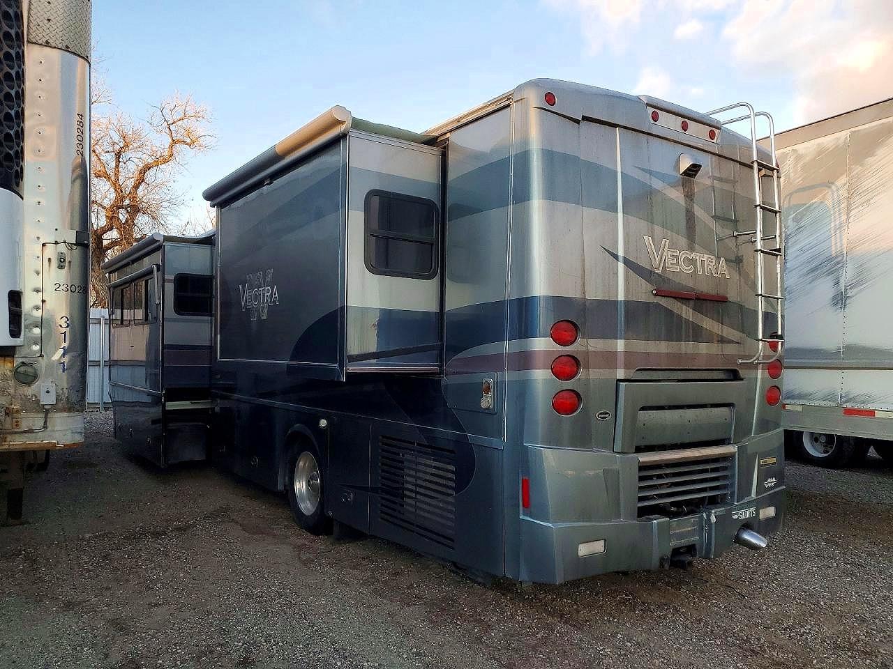 2005 WINNEBAGO All other VIN 4UZAAHCY15CU61615 photo 3