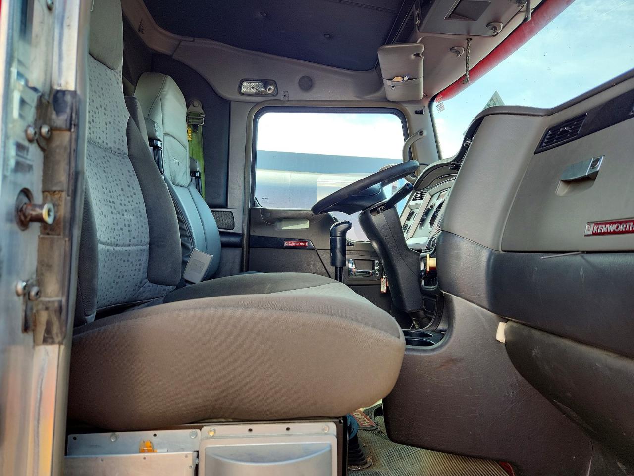 2014 KENWORTH All other VIN 1XKDD49X5EJ417438 photo 5