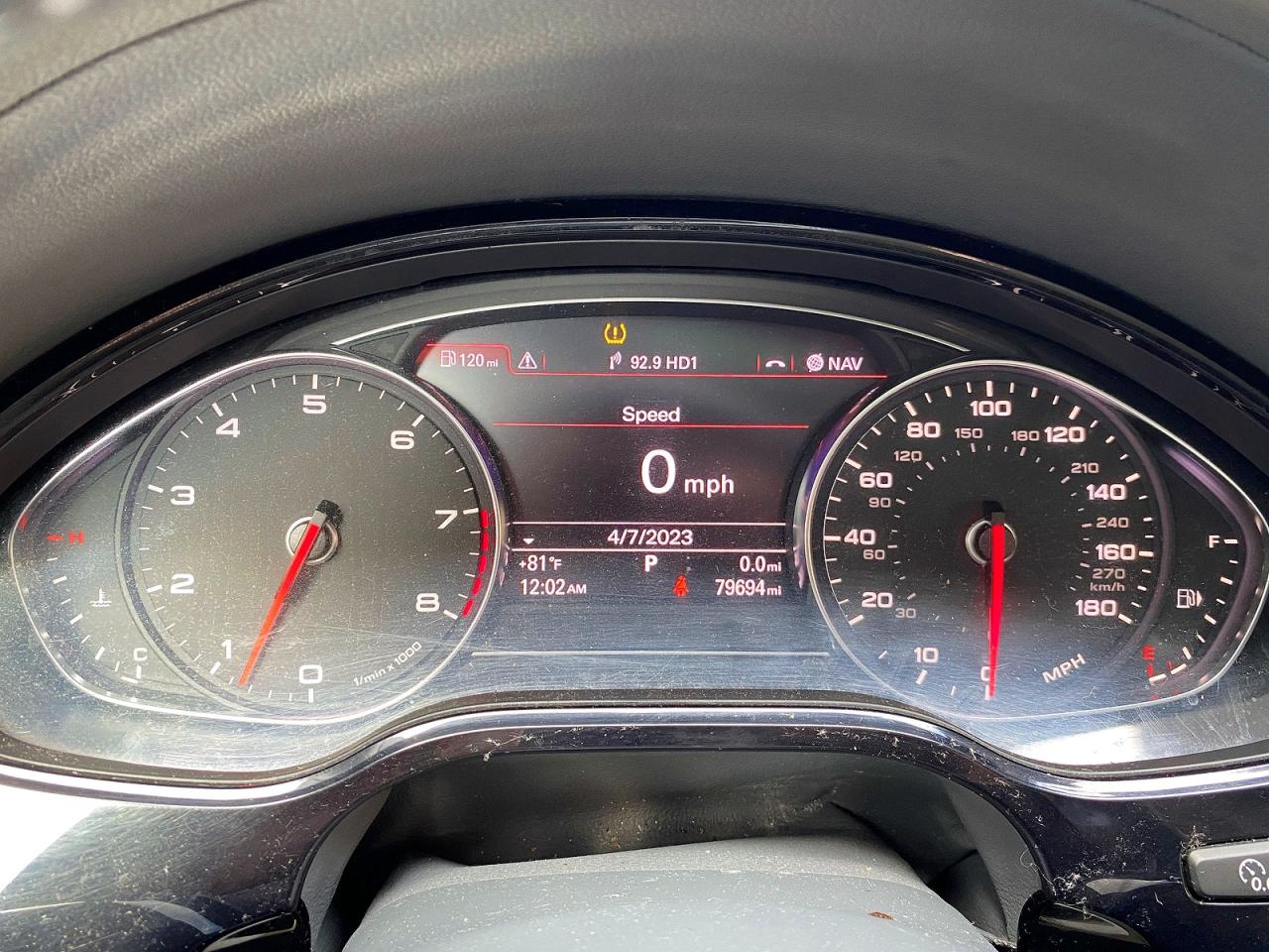 2011 Audi A8 VIN WAURVAFD7BN018734 photo 8