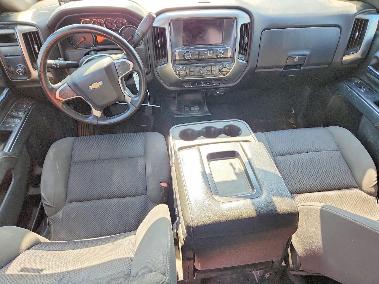 2018 Chevrolet Silverado VIN 3GCPCREC4JG148999 photo 8