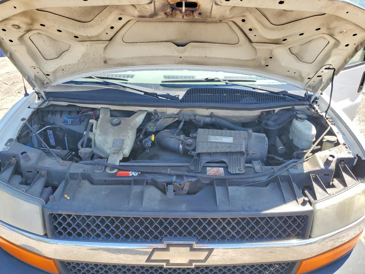 2009 Chevrolet Express VIN 1GCFG15X191103775 photo 11