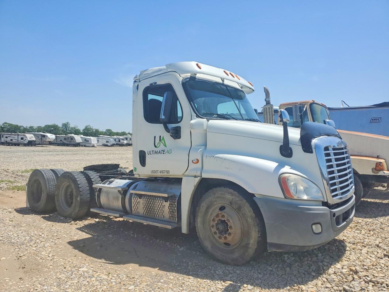 2015 FREIGHTLINER All other VIN 3AKJGEBG7FSGB4277 photo 1