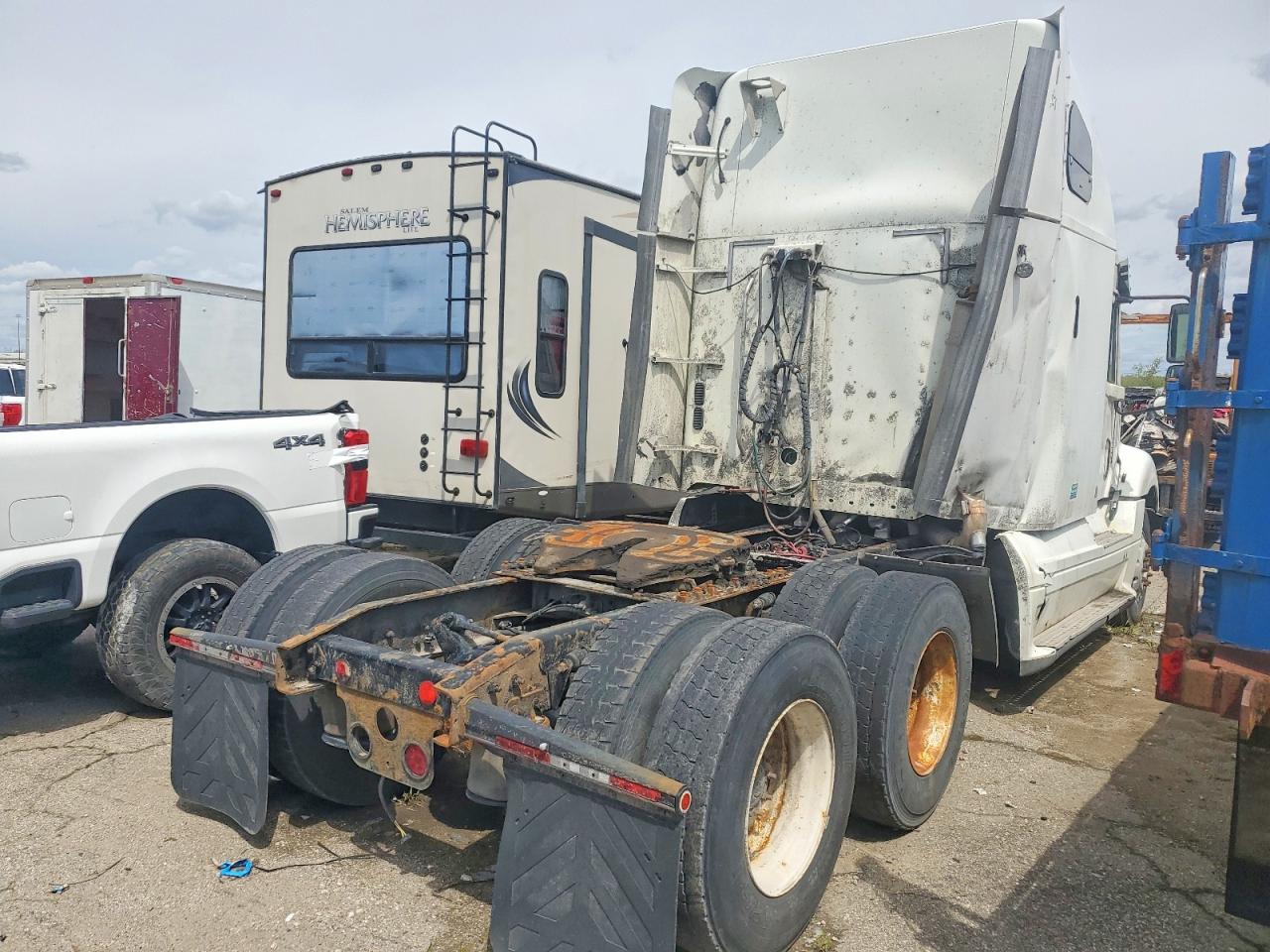 2007 FREIGHTLINER All other VIN 1FUJA6CKX7LU77148 photo 4
