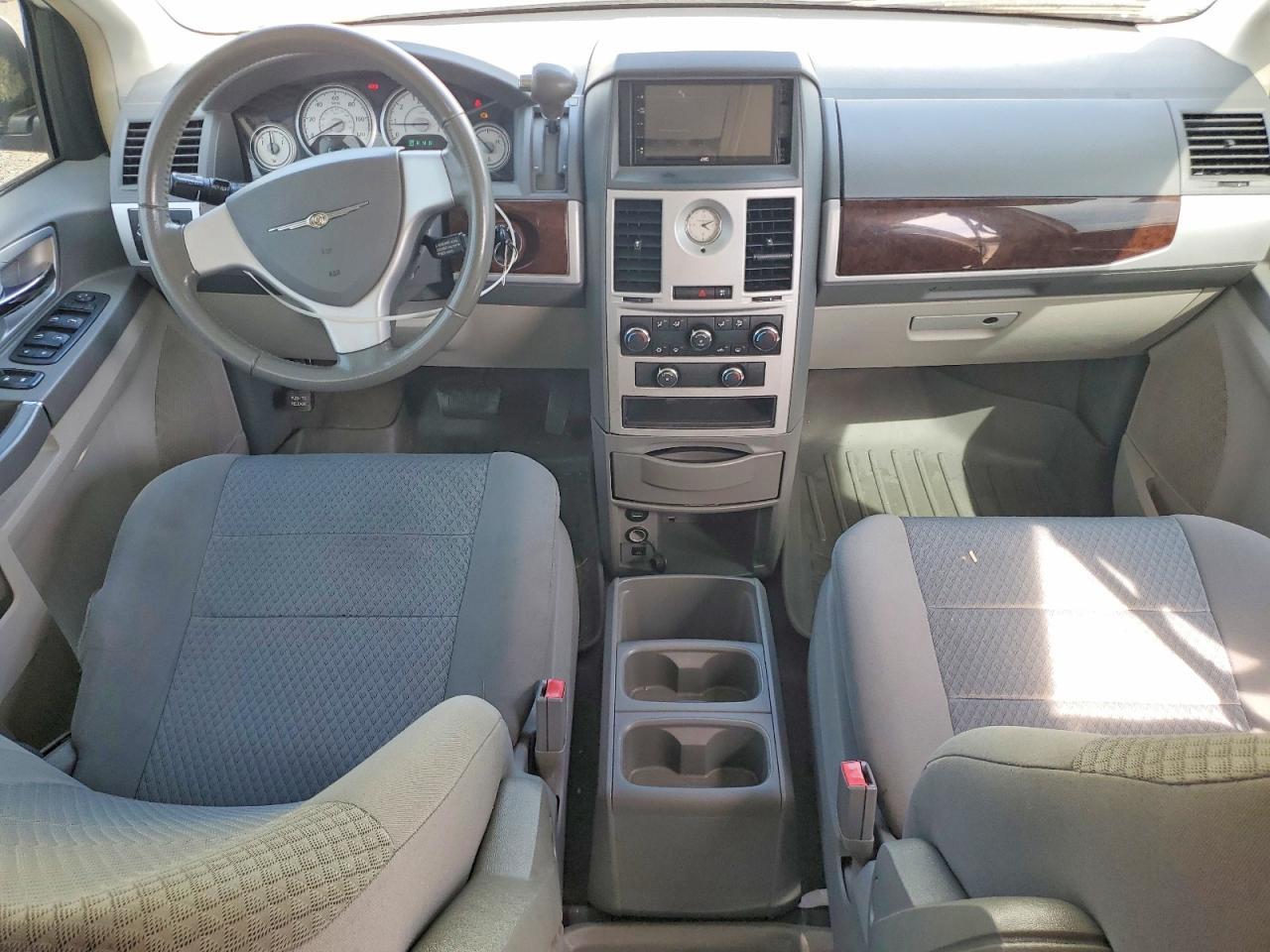 2010 Chrysler Minivan VIN 2A4RR5D1XAR346247 photo 8